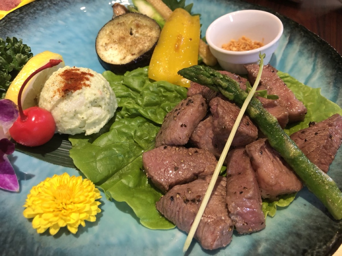 A5 wagyu beef steak
