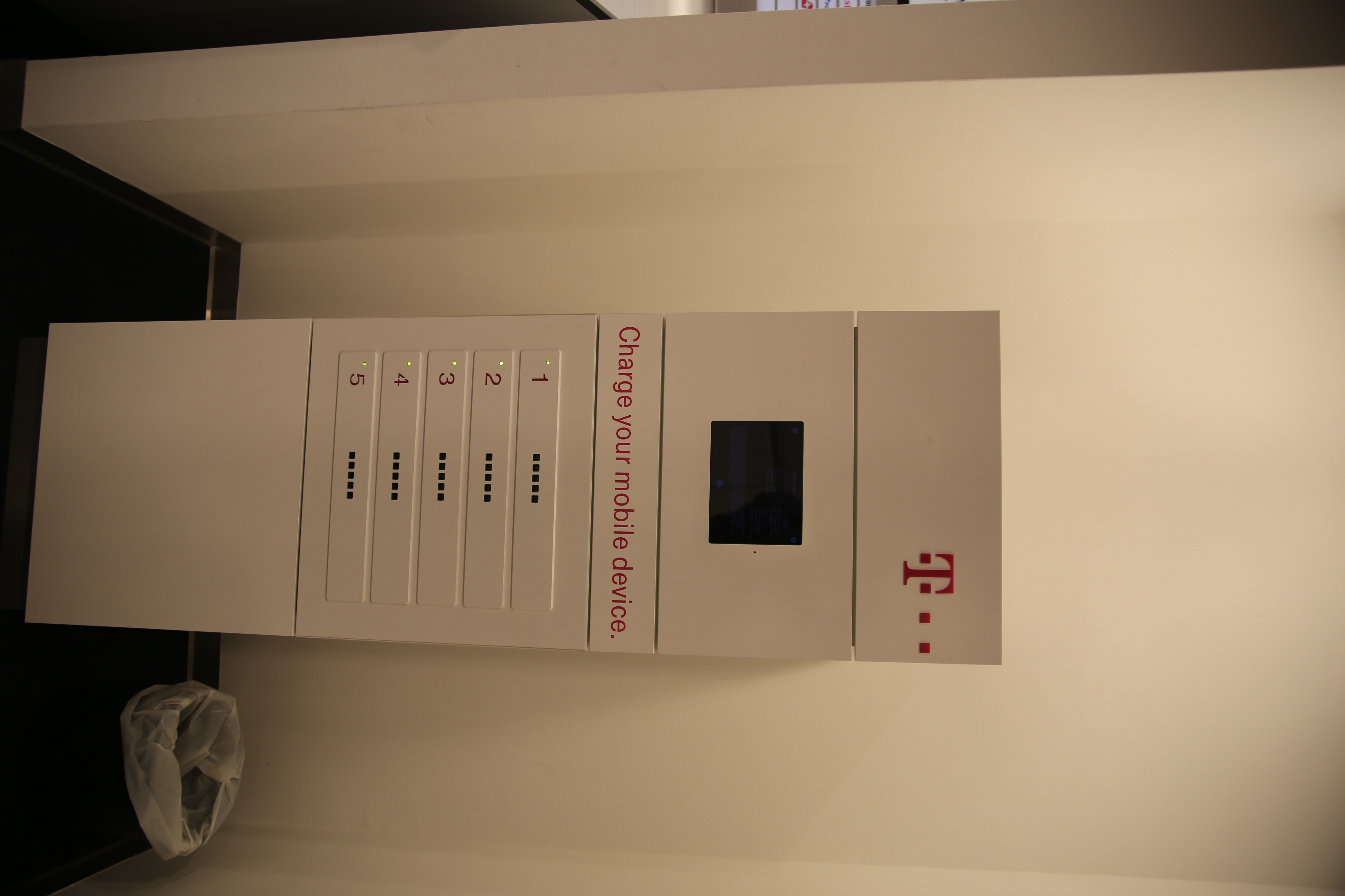 Frankfurt lounge — buffet