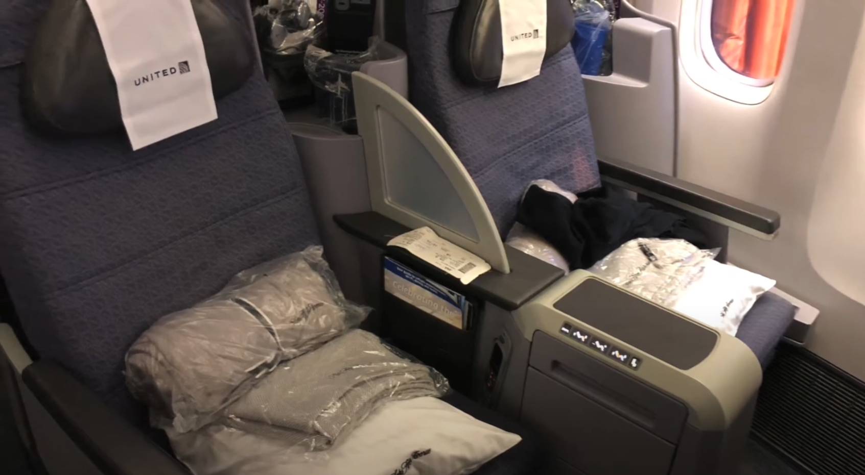 Flying in Style: United Airlines Domestic Business vs First Class